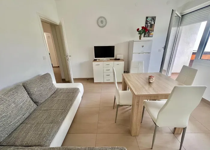 Velly Apartment Jadranovo